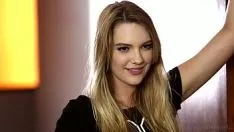 Redare Keena James si Angela noapte fierbinte de fete cu orgasme multiple