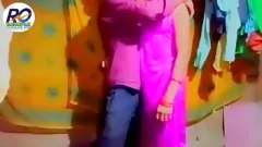 Oynat Desi Hintli Karısının Tutkulu Öpücükler ve Parmaklı Buharlı Doggy Style Chudai - Gerçek Amatör Çift