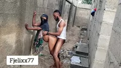 Oynat Dış Mekan Amatör Fuck: İlk Video Seçmeleri, Bölüm 2