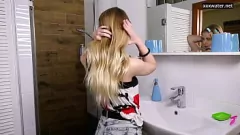Odtwórz Irka Davalka's Wet and Wild Shower Show